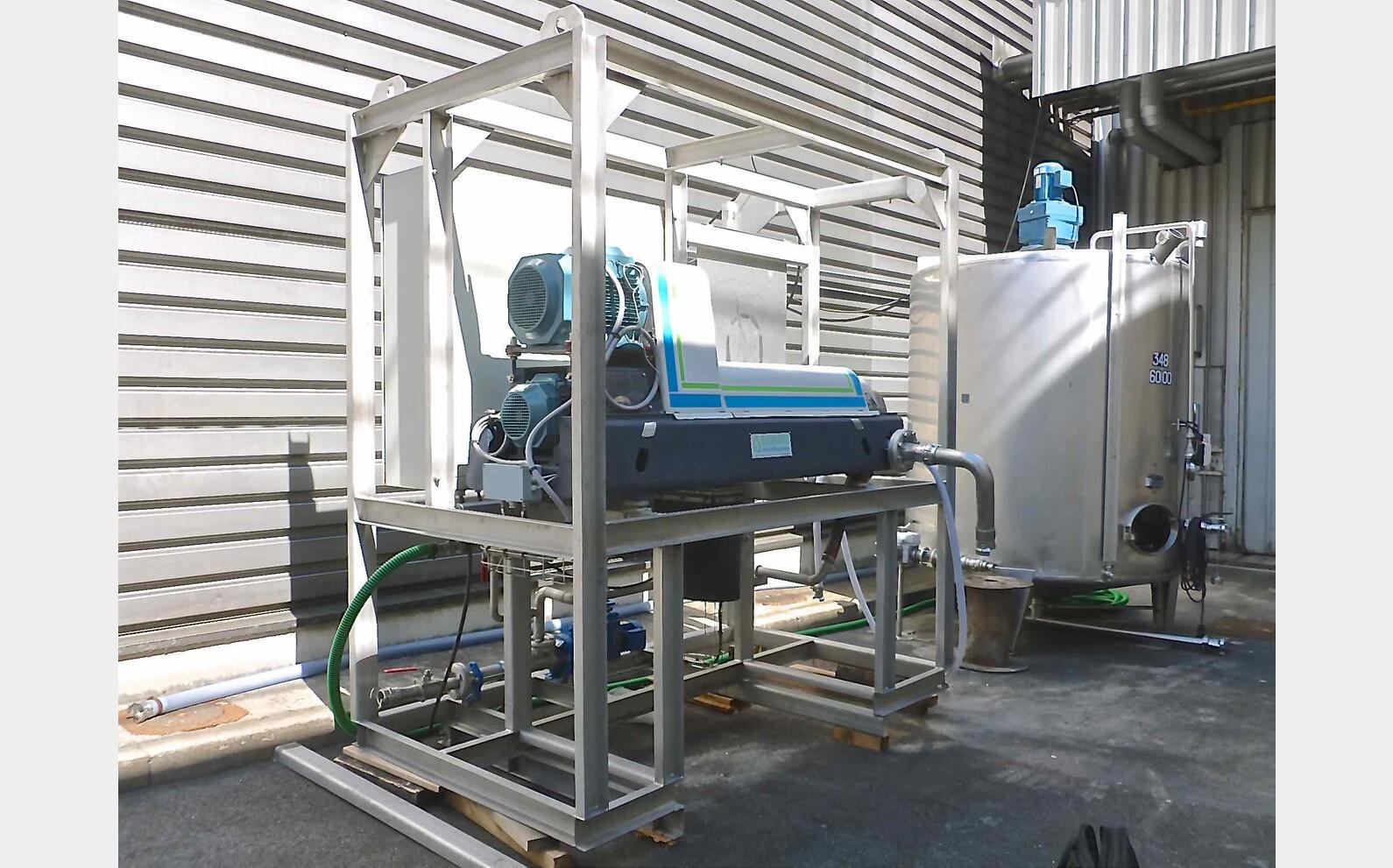 D&eacute;canteuse centrifugeuse sur skid Ann&eacute;e : 1998