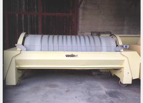 Pressoir Vaslin cage fibre 15 hls - sur roues