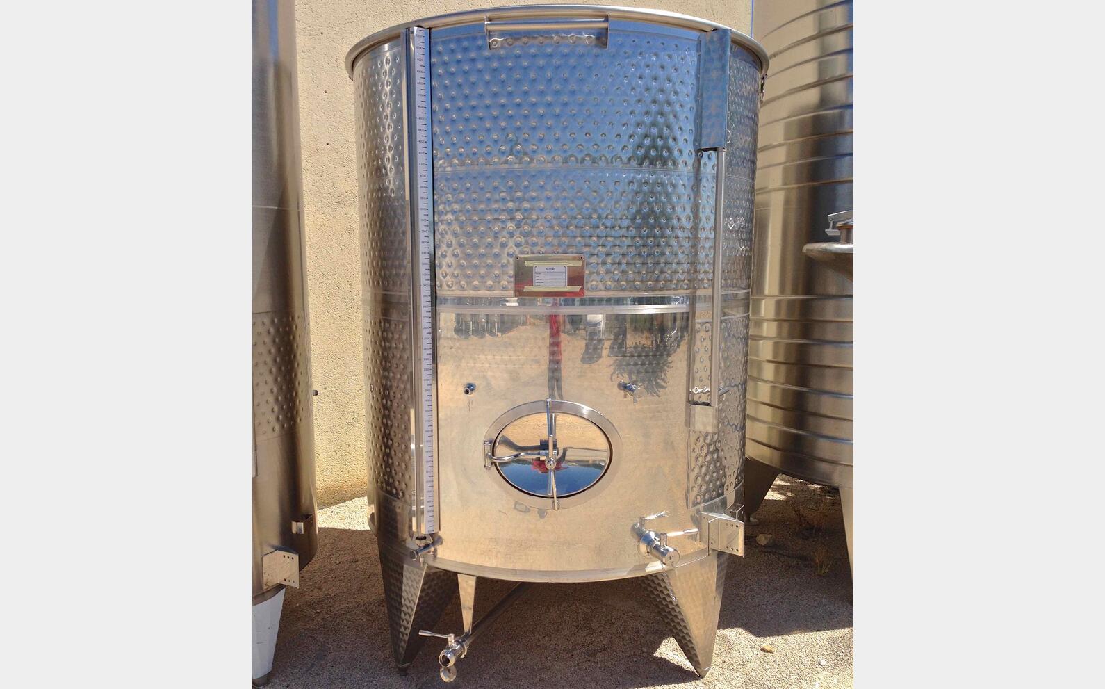 Cuve inox &agrave; chapeau flottant MATERIEL NEUF