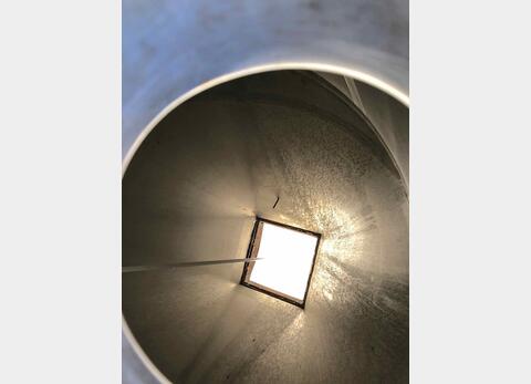 Silo INOX pour vrac Marque : SERIACO Ann&eacute;e : 1995