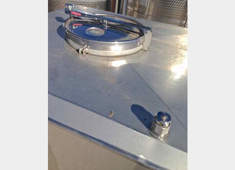 Cuve inox de stockage parall&eacute;l&eacute;pip&egrave;dique Marque CITA