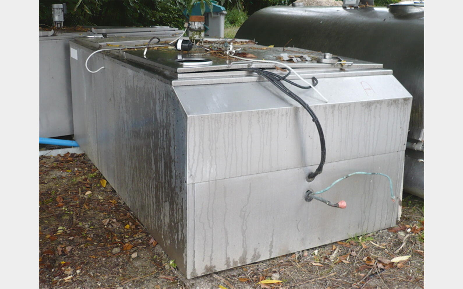 Tank &agrave; lait INOX 304 Volume : 2.300 litres
