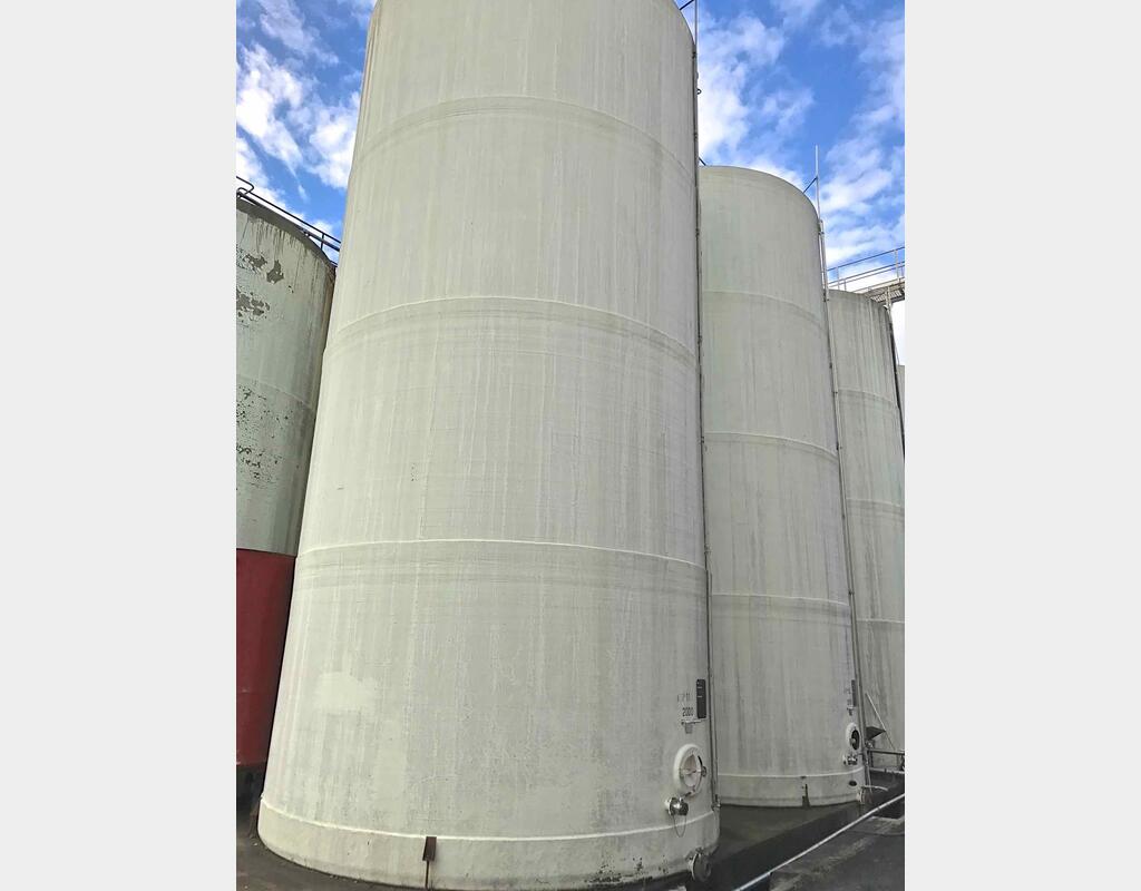 Cuve fibre de verre - de 2000 hls (200 000 L)