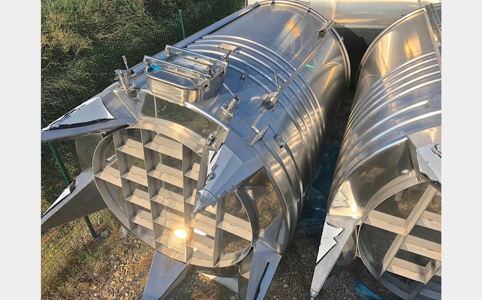 Cuve inox &agrave; chapeau flottant MATERIEL NEUF