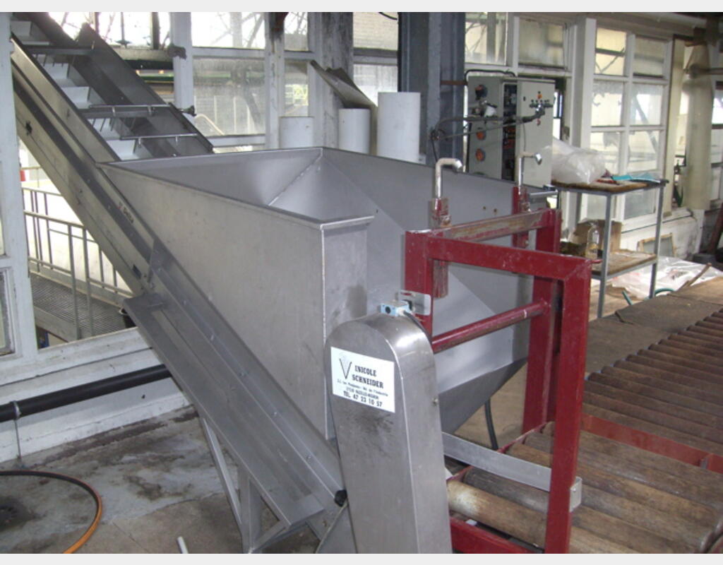 Sauterelle BUCHER pour vidange bac &agrave; vendange