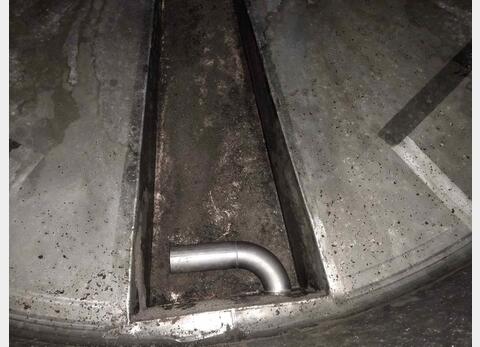 Cuve stockage inox - Fond conique sur pieds 150 HL (15 000 litres)