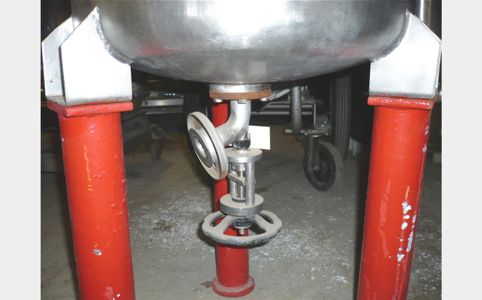 cuve de stockage INOX Volume : 50 litres Vinicole. Marque : ALFA LAVAL