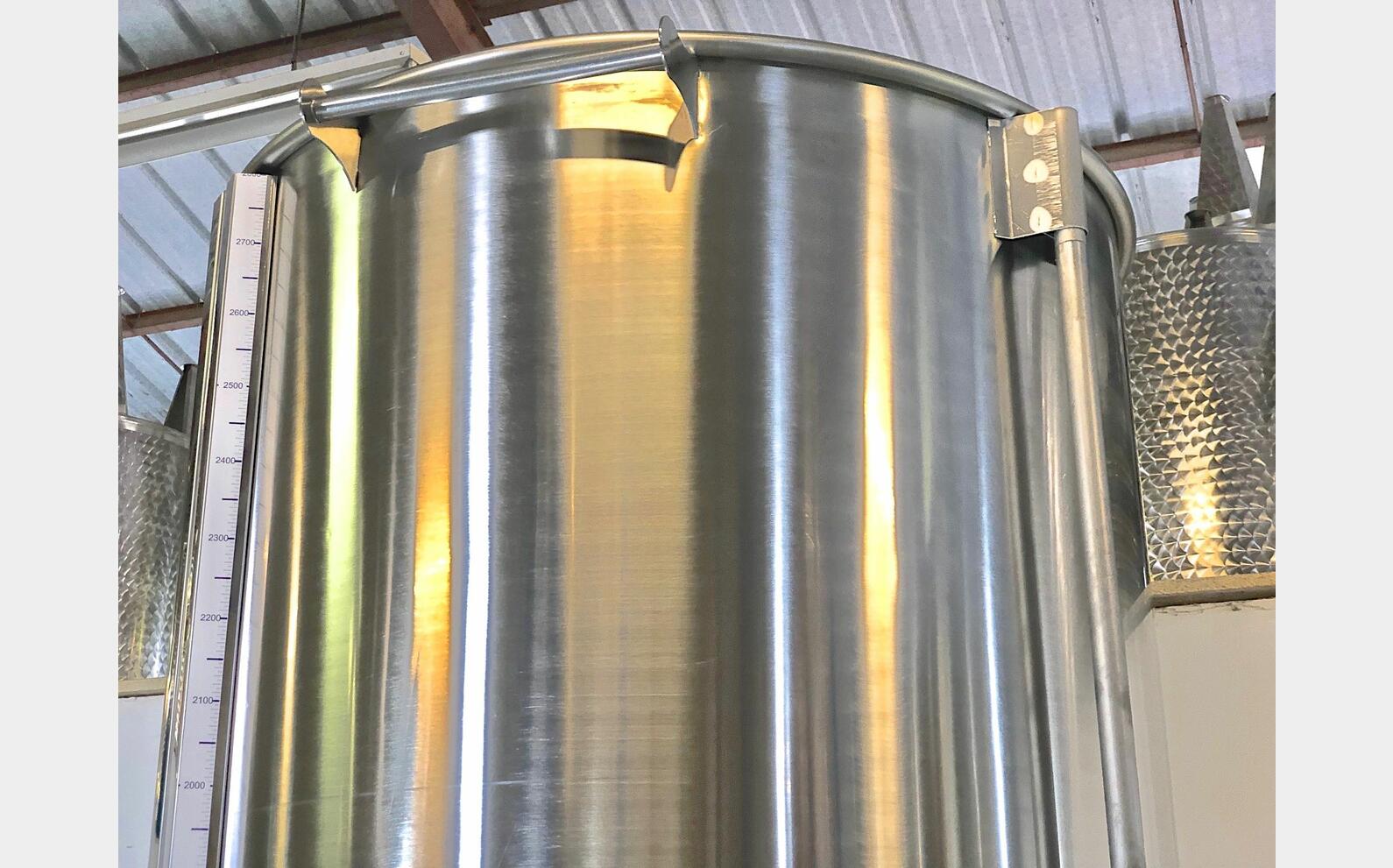 Cuve inox 304 - Chapeau flottant 26.9 HL (2 692 litres) ARSILAC