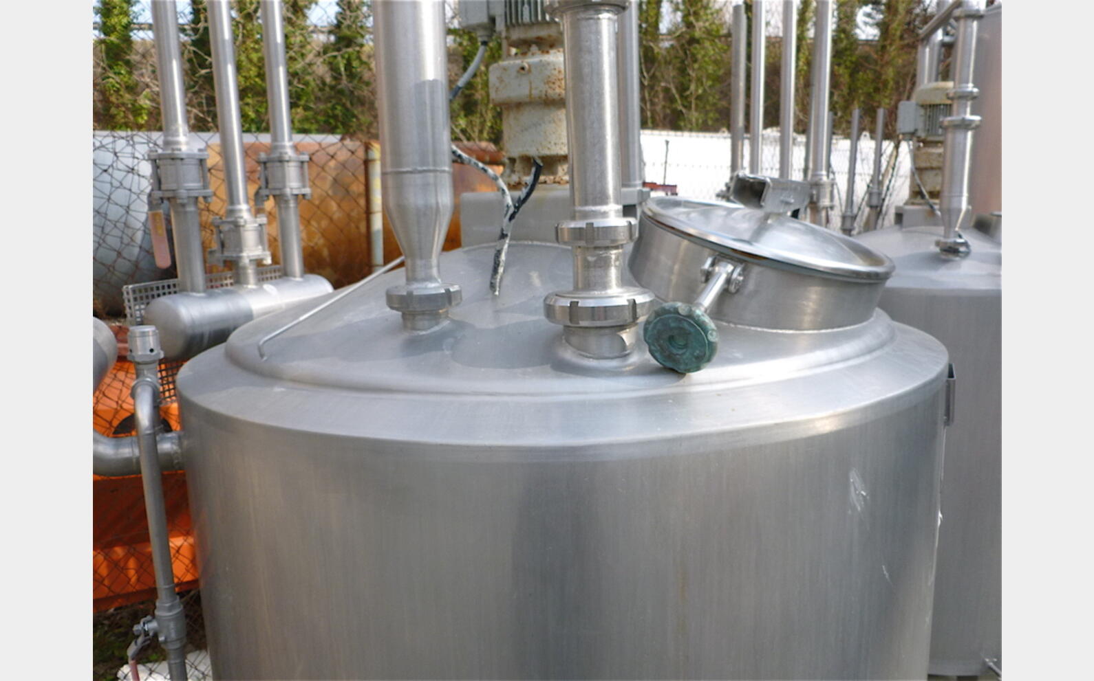 Cuve INOX &agrave; ferment 900 L double paroi Double paroi