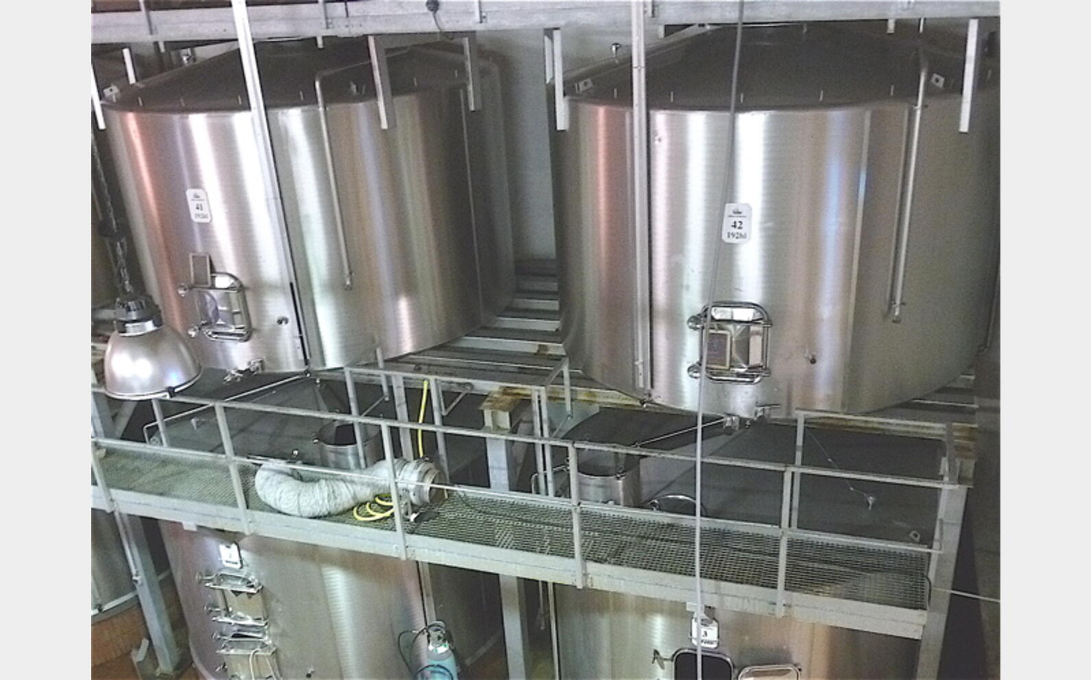 Cuve de stockage INOX Volume : 19200 litres (192 hls)