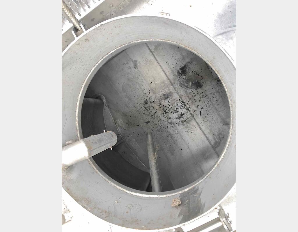 Cuve Inox horizontale isolée - Volume : 150 hls (15000 litres)