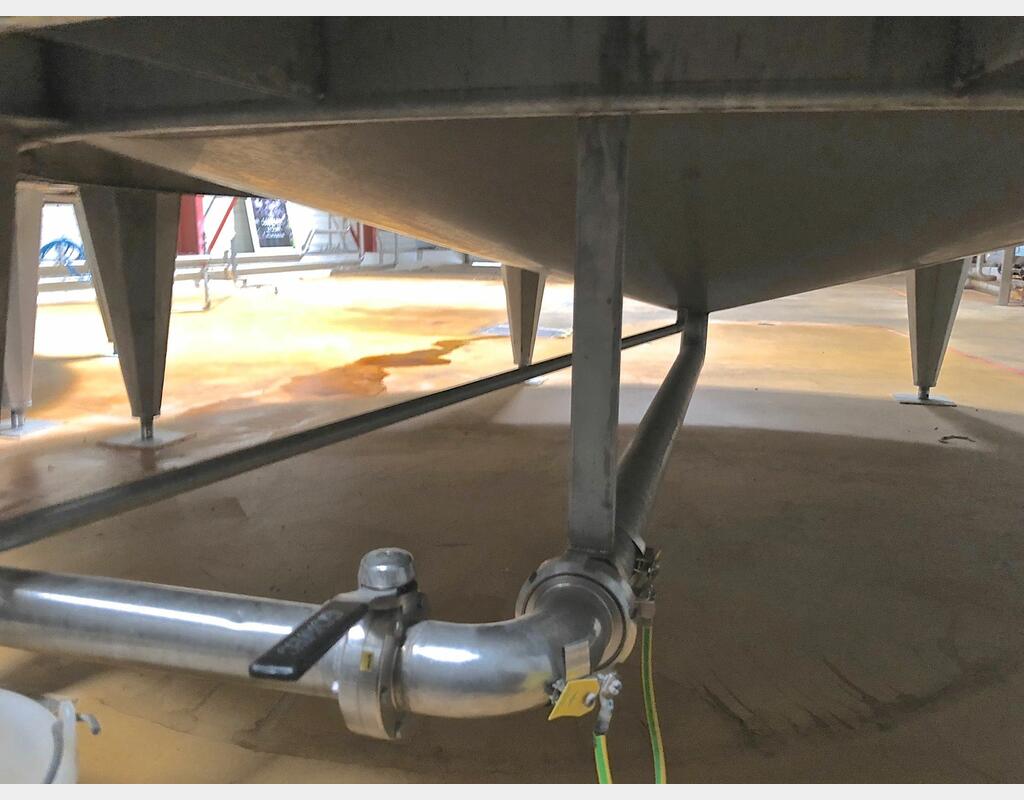 Cuve inox fond conique sur pieds - Agitée