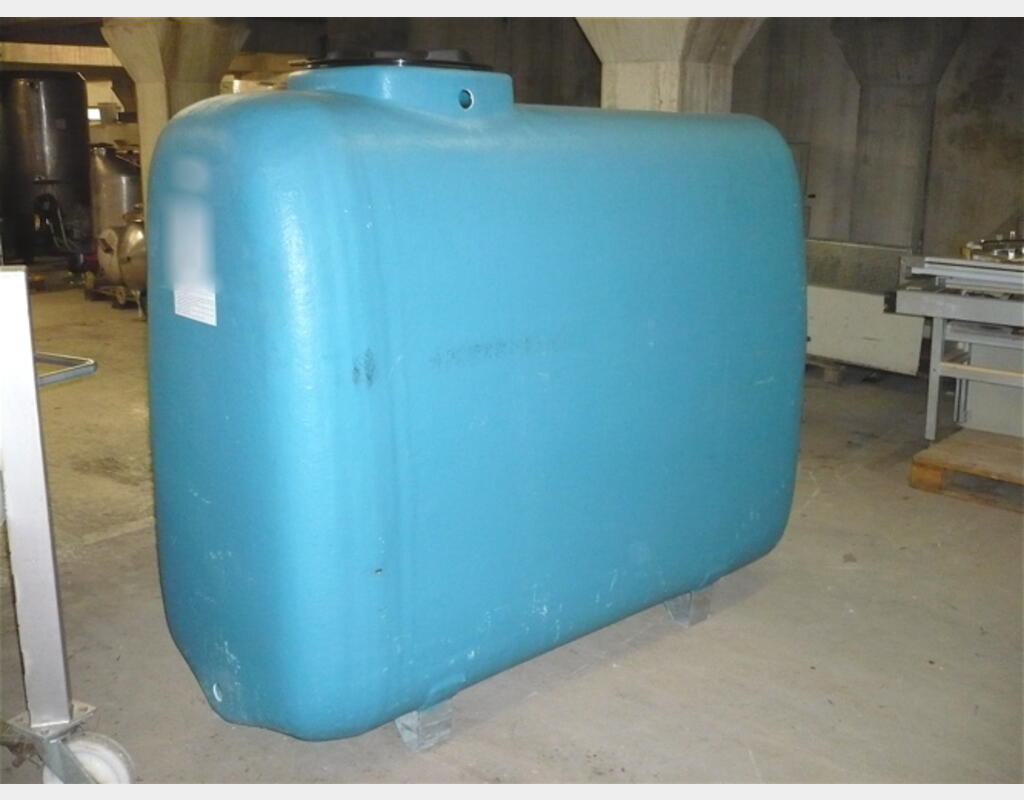 Cuve stockage polyester 20 HL (2 000 Litres)