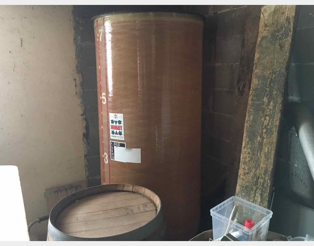 Cuve fibre cylindrique verticale - de 7 hls (700 l)