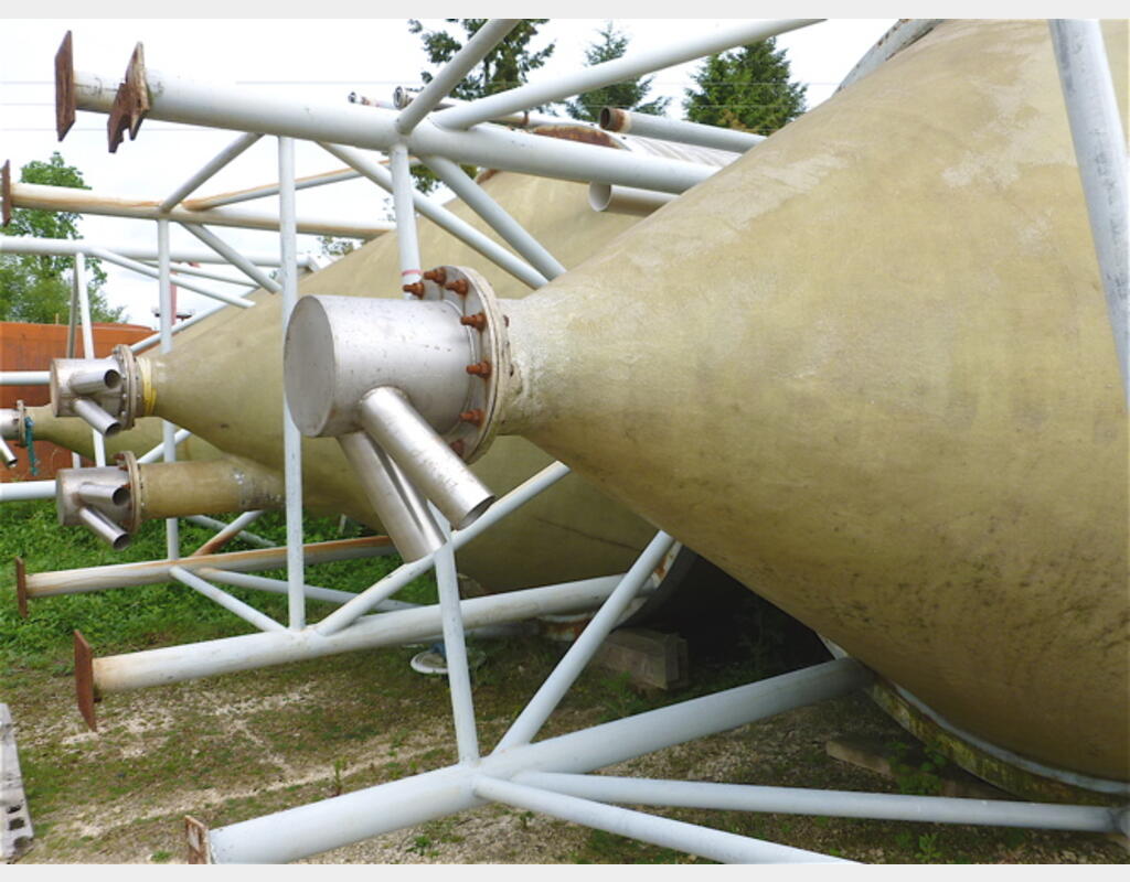 Silo en fibre de verre compartimenté - Volume : 70 m3 (2 fois 35 m3)