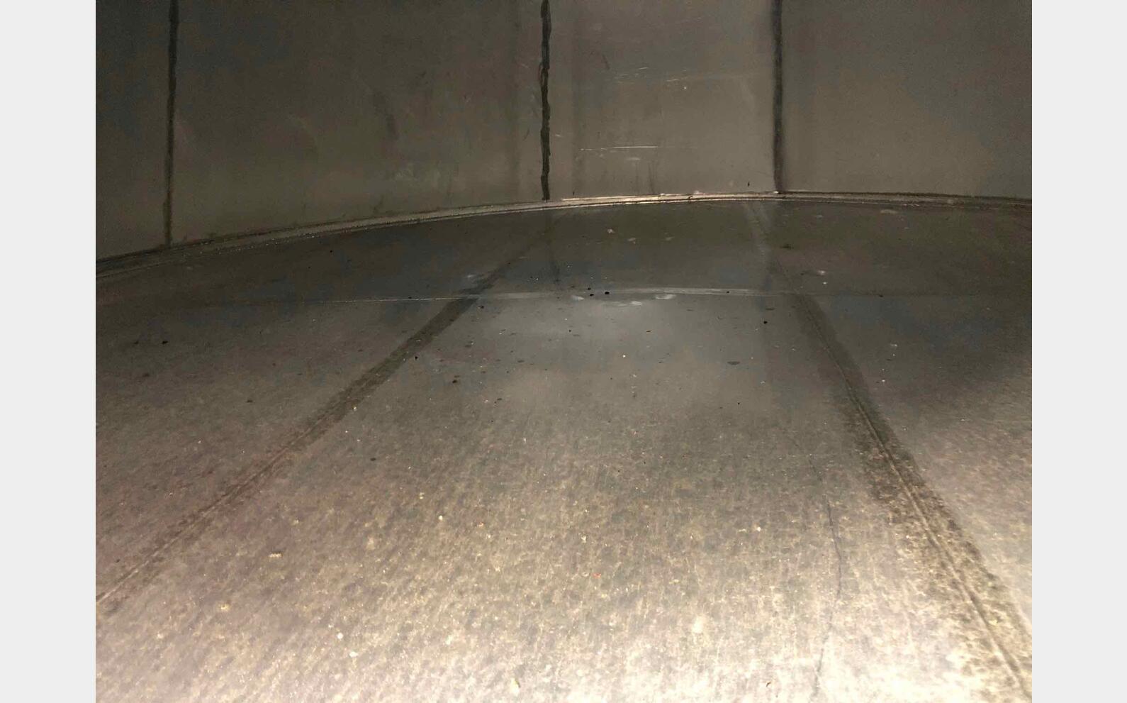 Cuve stockage inox sur pieds SCHEIBER