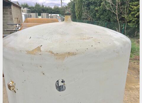 Fibre storage tank - on feet closed 30 hls