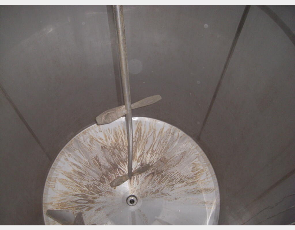 Cuve de stockage verticale de 30 m3 - INOX 304, Isoléé , agitée
