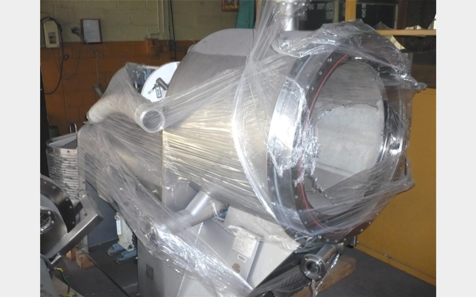 centrifugeuse FIMA type TZT Volume : 400 litres Type : TZT