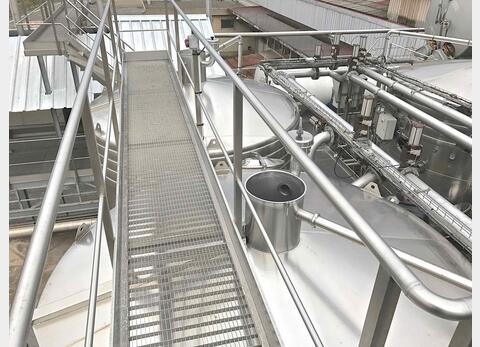 Cuve inox compartiment&eacute;e Capacit&eacute; totale 464 hls