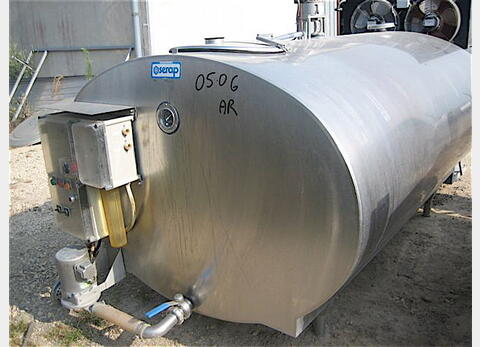 Tank &agrave; lait 2500 litres Groupe de froid et agitation .