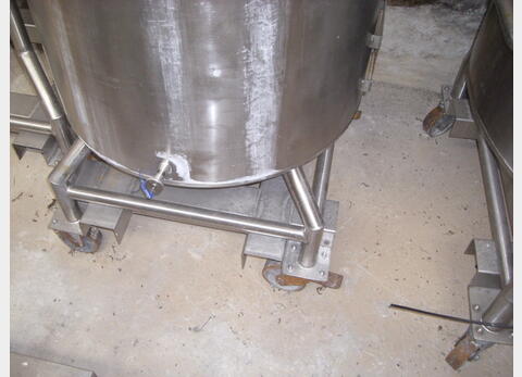 cuve inox 316L agit&eacute;e de 800 litres