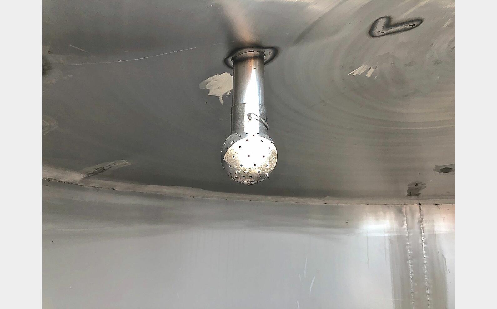 Vertical cylindrical stainless steel tank LSDH18