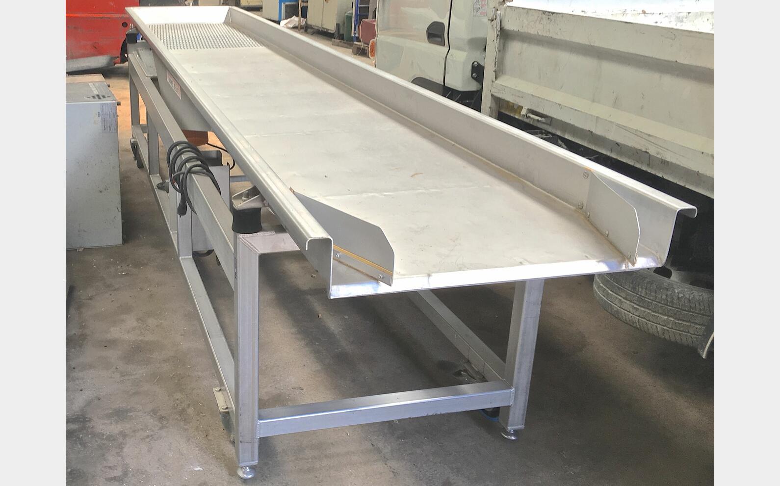 Table de tri vibrante PU0118 NEUVE : jamais servie