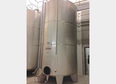 Cuve inox ferm&eacute;e sur pieds