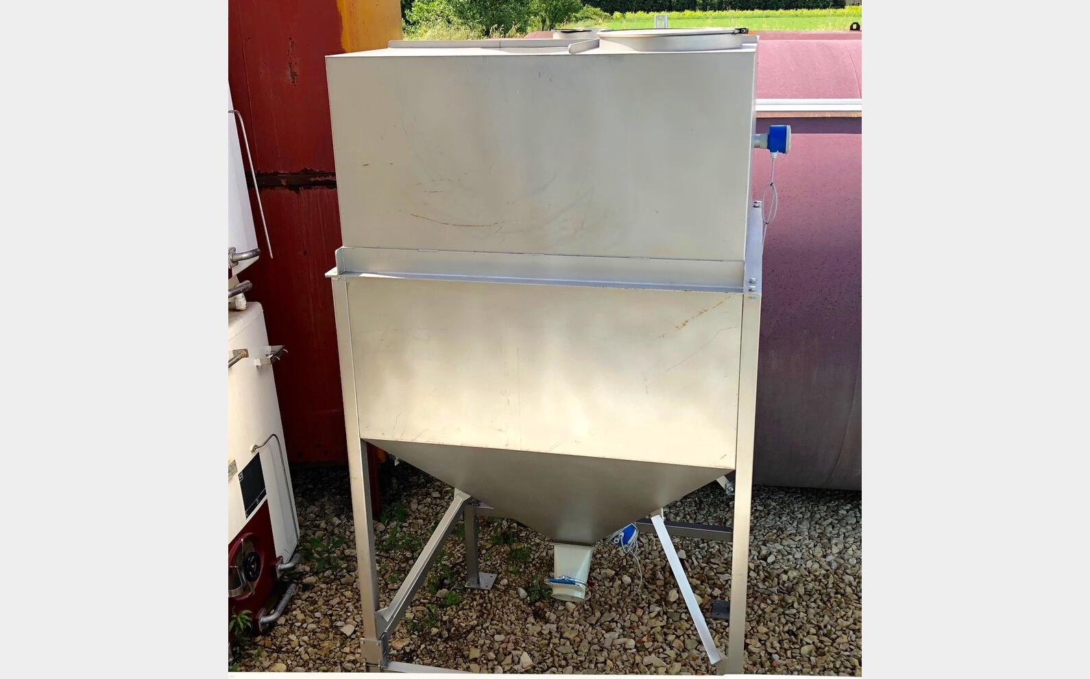 Silo inox pour vrac PU0118