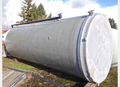 Cuve stockage SOVAP polyester Ann&eacute;e : 2000 Marque : SOVAP