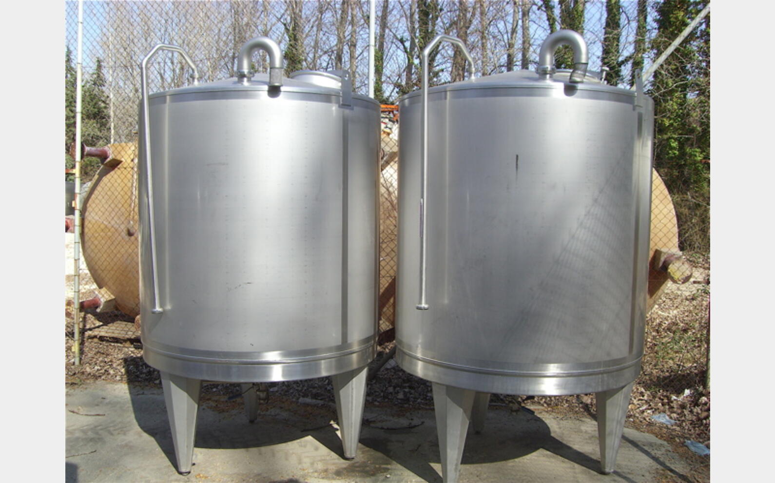 cuve stockage INOX 316L Ann&eacute;e : 2003 Volume : 3150 litres