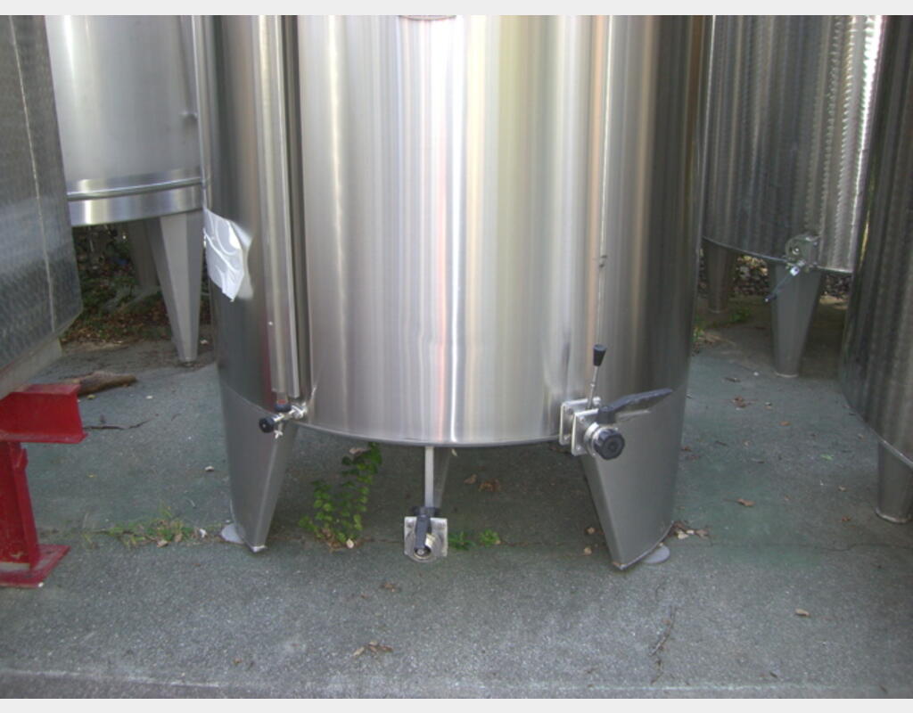 Cuve en INOX 304 à chapeau flottant - Marque : BSA
