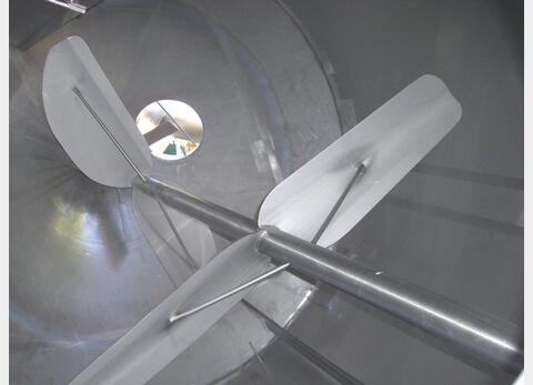 Cuve agit&eacute;e INOX