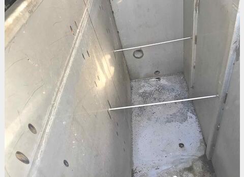 cuve stockage Inox isol&eacute;e parall&eacute;l&eacute;pip&egrave;dique