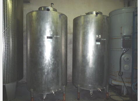 Cuve de stockage INOX - Volume : 22 hectos (2200 litres)
