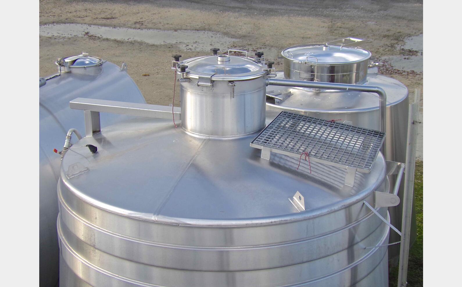 Cuve INOX tronconique Ann&eacute;e : 2003 Marque : GD INDUSTRIES