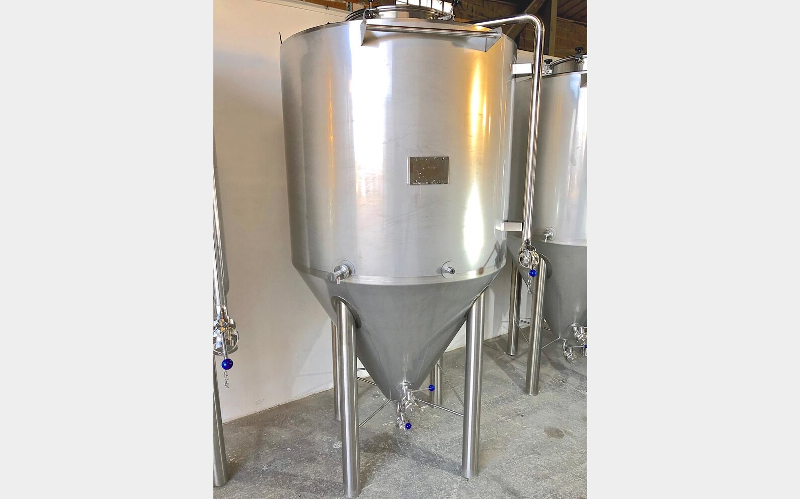 304 stainless steel tank - Cylindro-conical 12 HL (1200 litres) ARSILAC