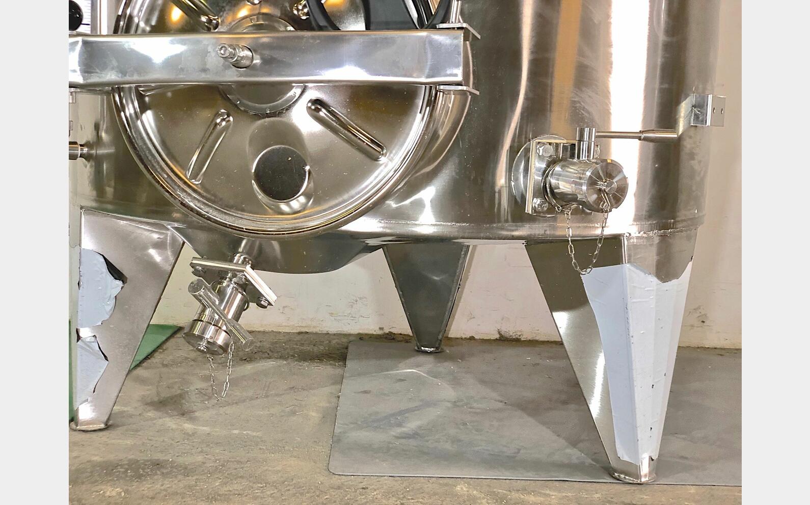 304 ss tank - Floating cap 21.3 HL (2 135 litres) ARSILAC