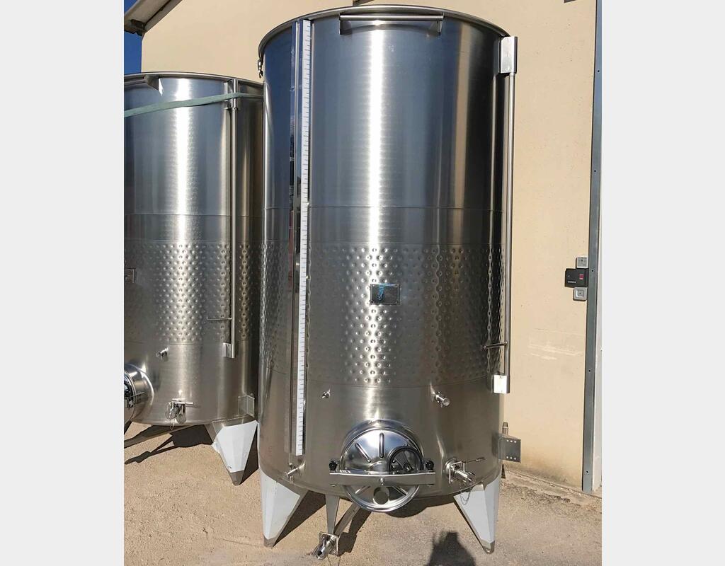 Cuve INOX 304 à chapeau flottant 50 hls - fond conique avec boitard