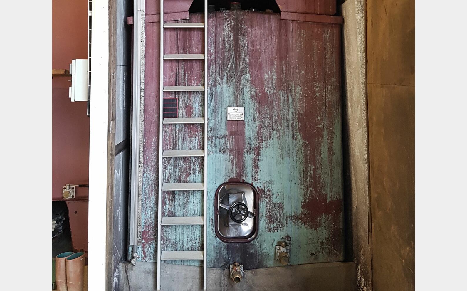 Cuve ferm&eacute;e acier emaill&eacute; Marque : CIDEC