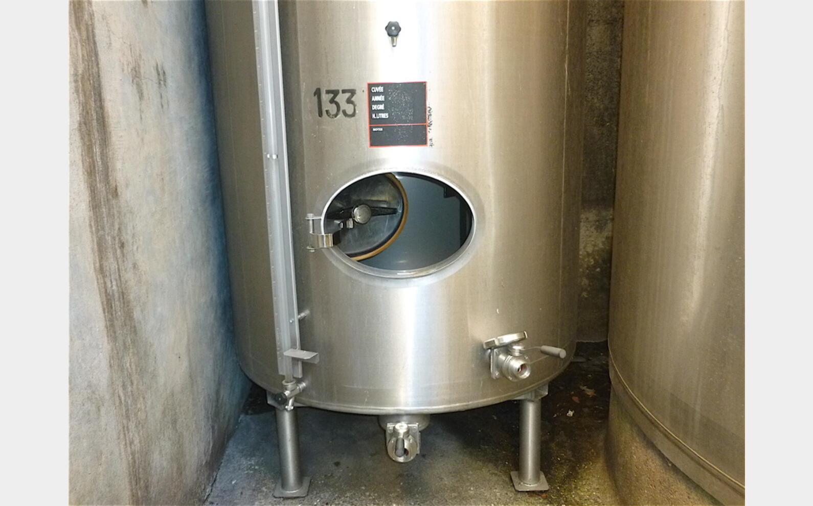Cuve stockage INOX 316 sur pieds Agroalimentaire Marque : PIERRE GUERIN