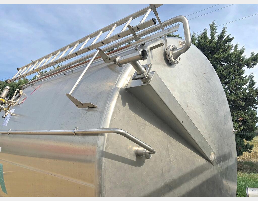 Cuve inox 316 fond conique sur pieds - 25.000 litres
