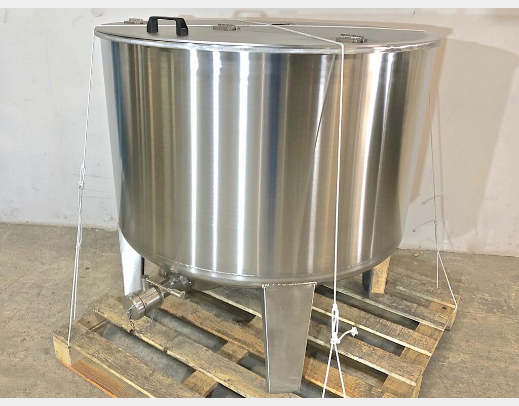 Cuve inox 304 - MTLM750 6.45 HL (645 Litres) ARSILAC