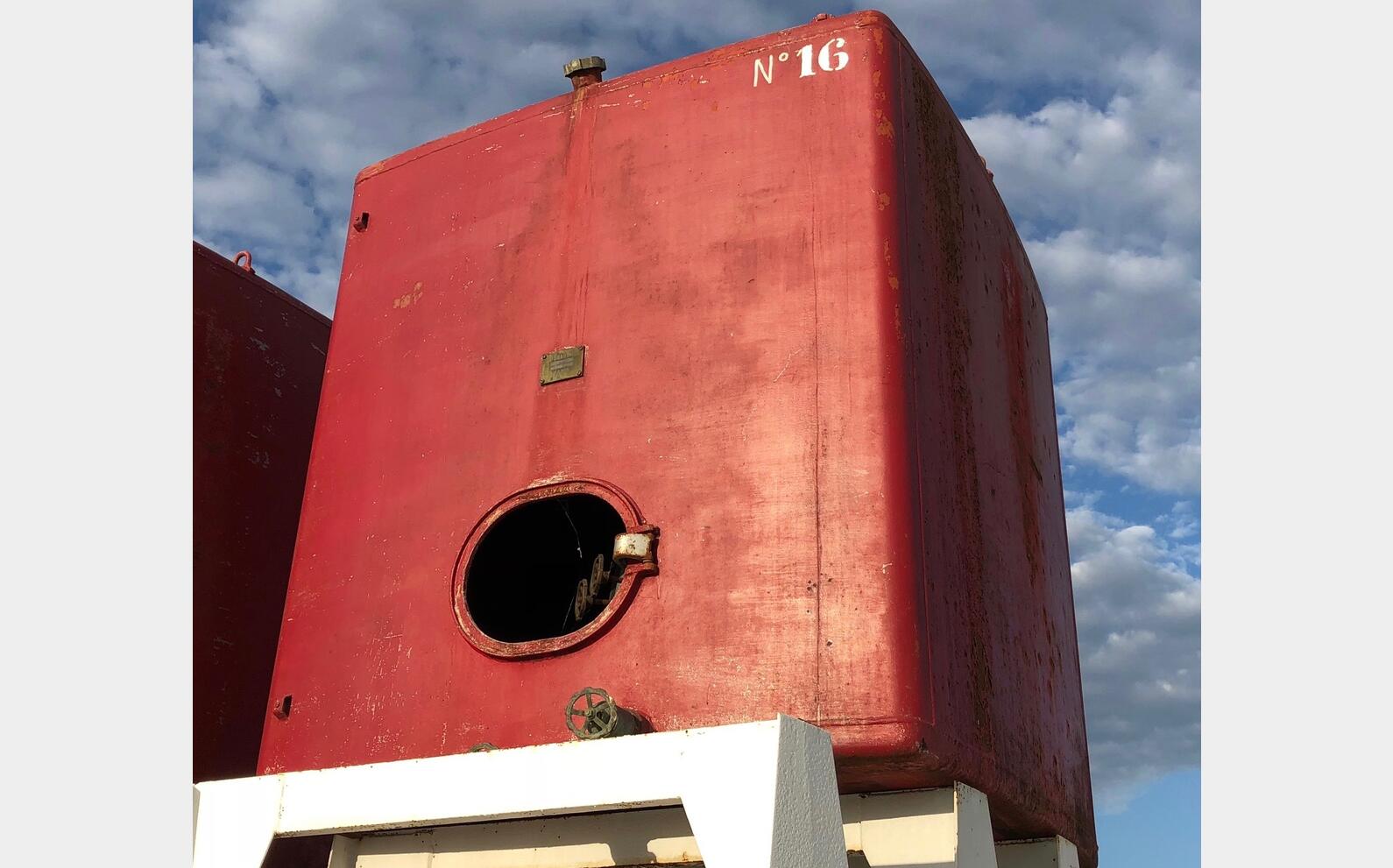 Cuve acier &eacute;maill&eacute; 30 hls