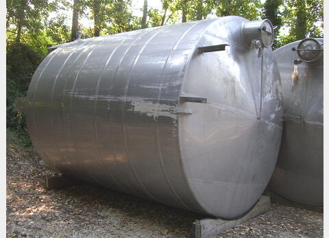 2 cuves de stockages 28 m3 Provenance : vinicole. Marque : CIVIDAC