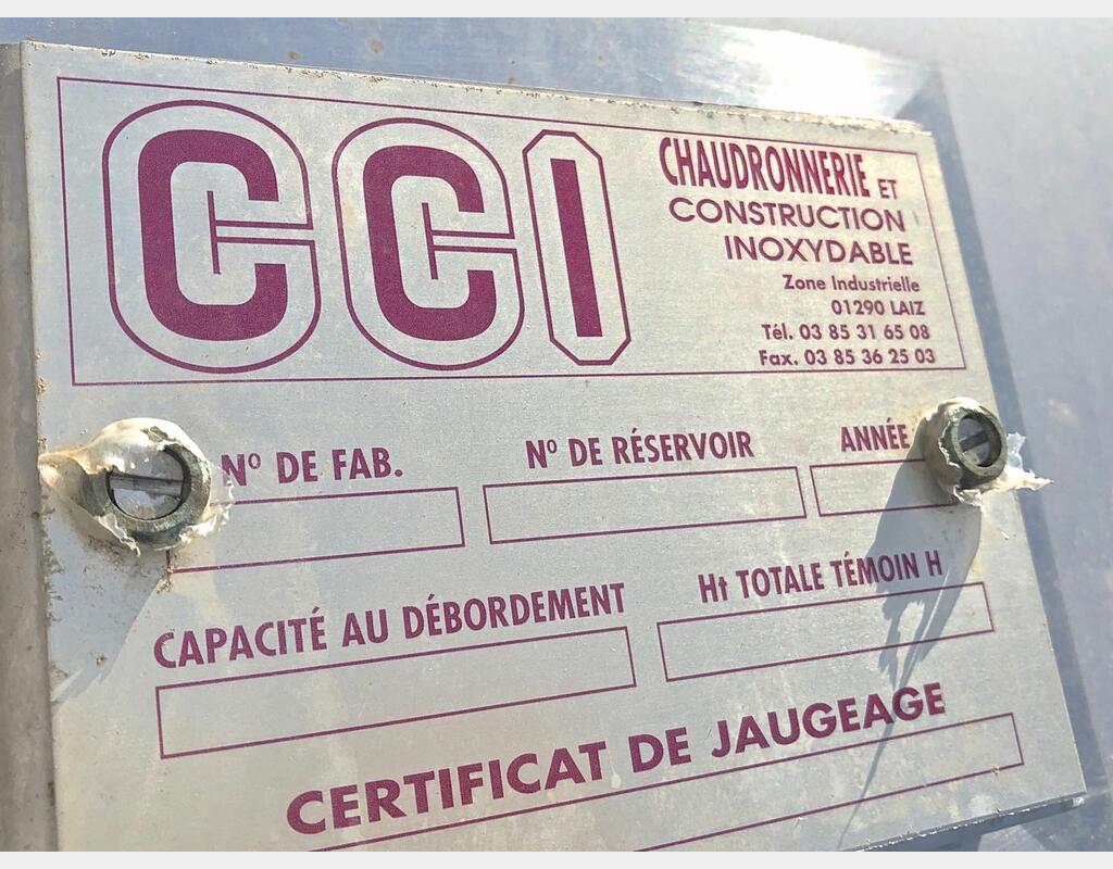 Cuve inox - Volume : 120 hectos (12000 litres)