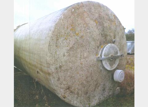Cuve de stockage en polyester